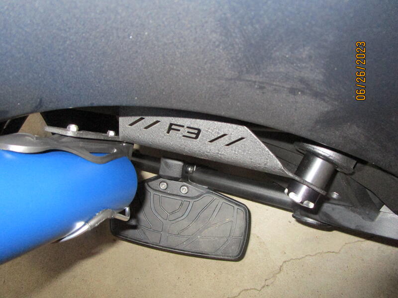 F3 Cup Hodler near floor board