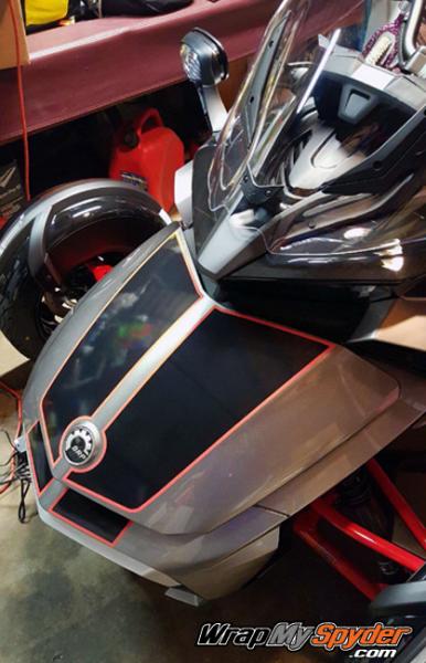 F3 LeMans Tracer racing stripe