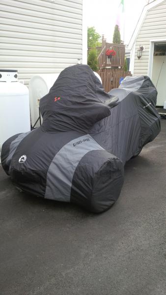 Factory Spyder full cover