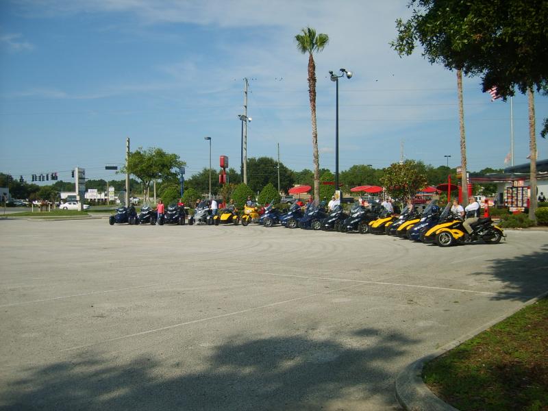 First meet and greet Leesburg Fl 7-10-10 
johnnyg,danG,inspectorgadget,recon,cleanandgreen,annieleilani,wheeler,effgjamis,spyder30517,thespyderrwyder,