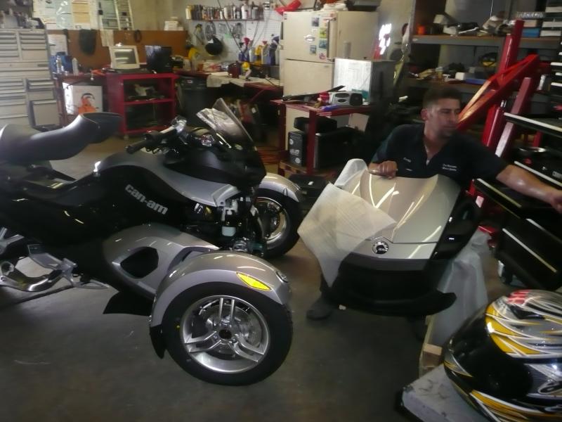 first spyder pics and 1st group ride 003