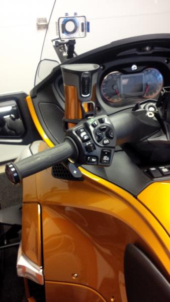 Front bolt on cup holder from Drinks2go.com