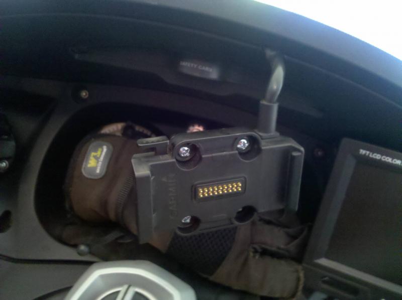 Front View of Empty Garmin Cradle hanging from power cable