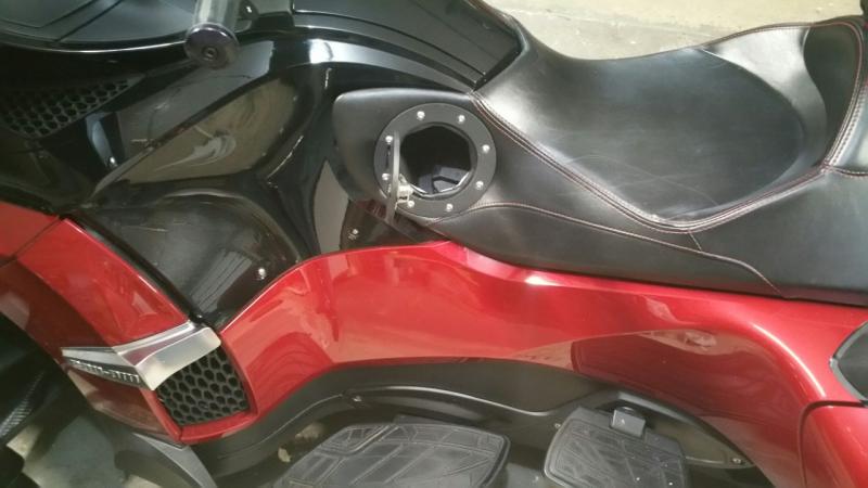 Gas door modhttp://www.spyderlovers.com/forums/album.php?albumid=4319&attachmentid=141689