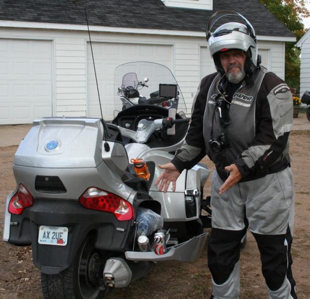 Gene showing Ann - see the sodas are in still in my bag!