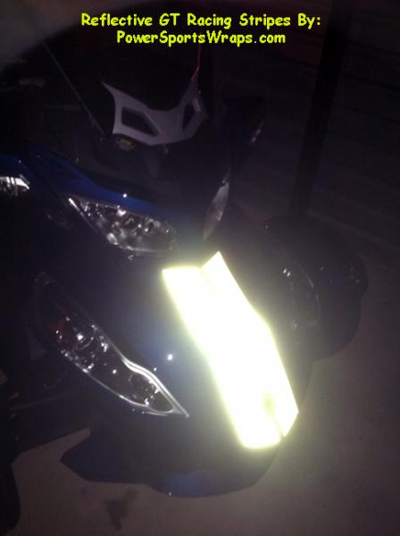 Get noticed with our REFLECTIVE GT Racing Stripe kit for Spyder RT.  The vinyl reflects back just like a STOP sign or Police car.
