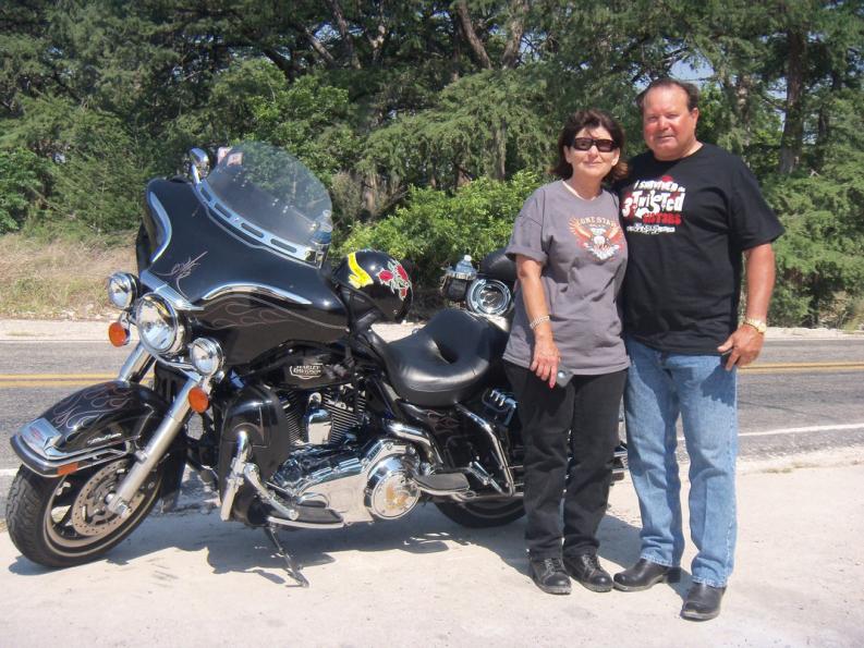 Gill & Glenda with their ultra classic