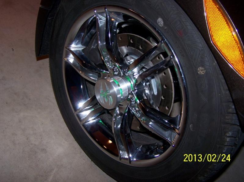 glo-ryder wheel pucks