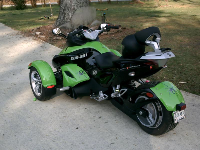 got a backrest, highway pegs and windscreen.