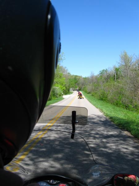 Group ryde to Devil's Elbow