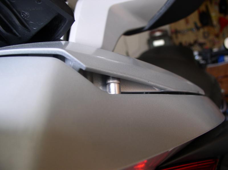 Helmet locks sideview