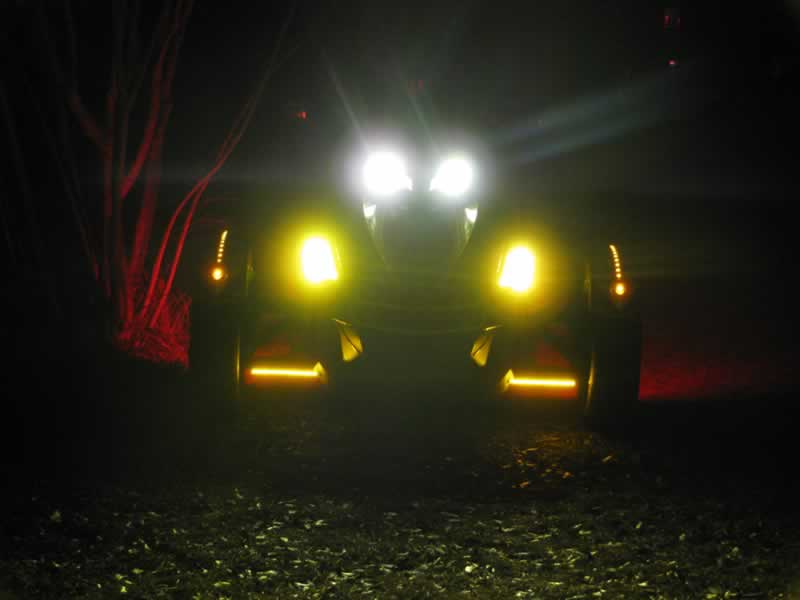 HID Lights.  55 watt, 6,000K headlights and 35 watt 3,000 K fog lights.