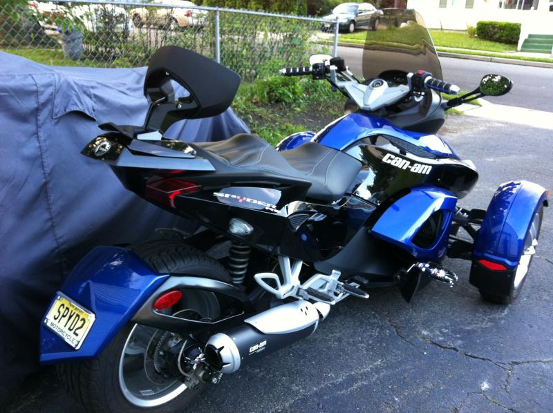 Hindle Exhaust, BRP Comfort Seat, Sport Rack and Back Rest