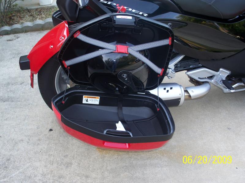 HJC 3/4 in saddle bag