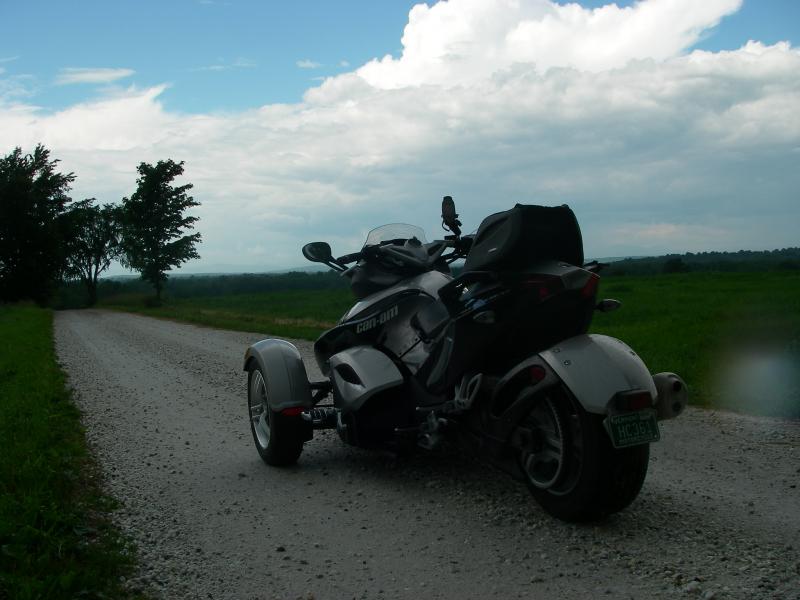 IMGP2060

Summer cumulus in VT