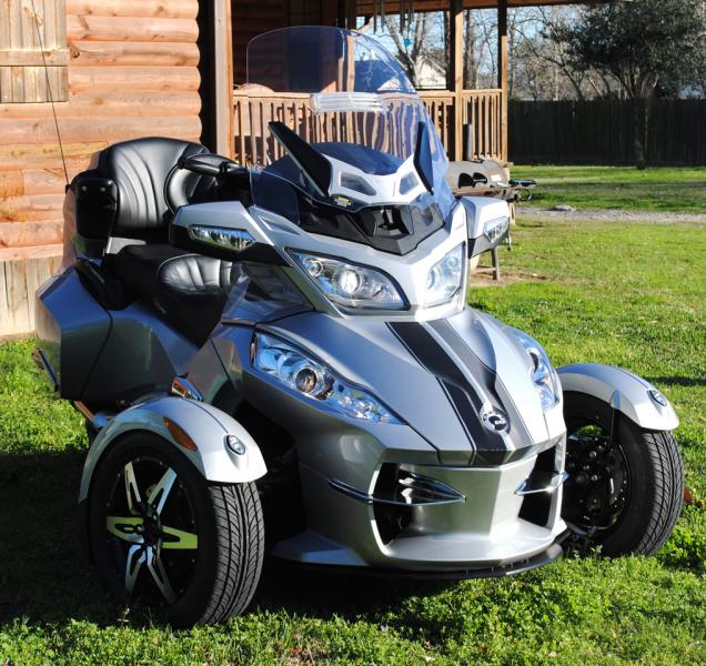 In the sun the light catches on the CF pattern and really stands out.