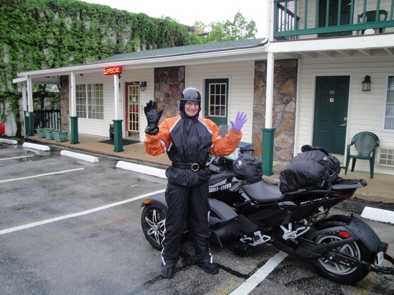 Leaving Eureka Springs.  Under gloves...