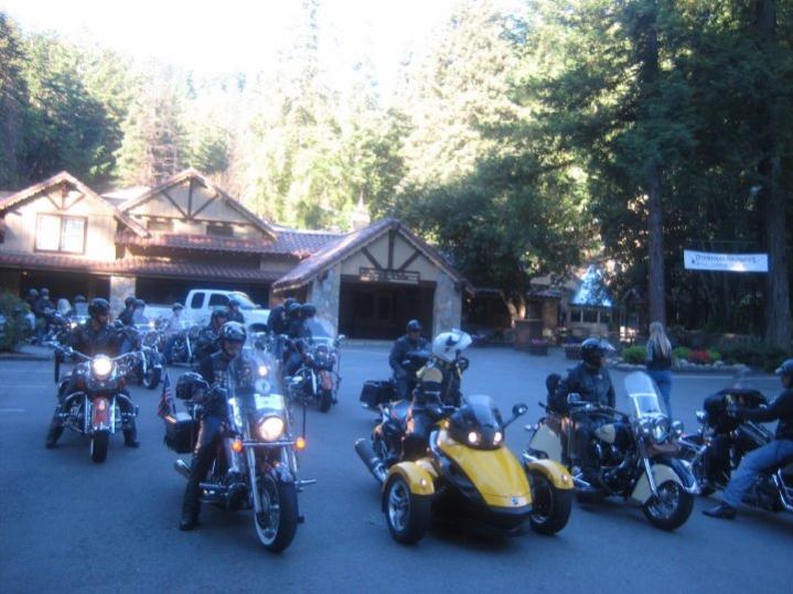 Leaving the Brookdale Lodge for a 125 mile ride to include breakfast at Ciao Bella, lunch at Alice's Restaurant, dinner at the Trout Farm and then an 