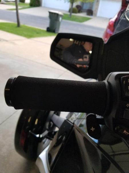 left foam grip /didn't like - too thick took off