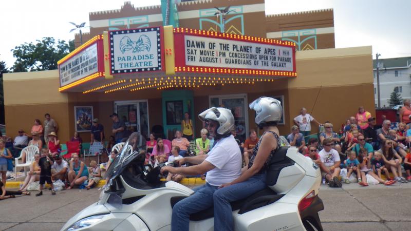 Les and Kathy at the parade.