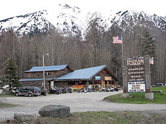 LFMCC bikes at Indian House--May 13, 2010