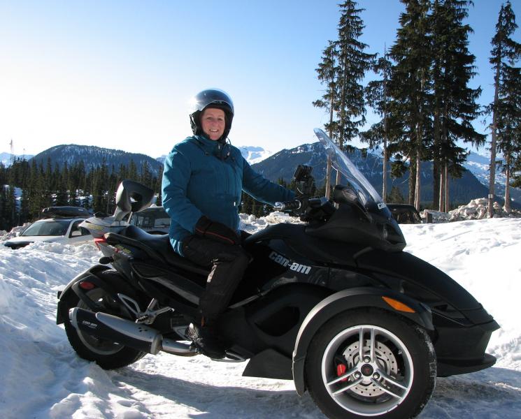 Lori on the Spyder on Mt. Washington