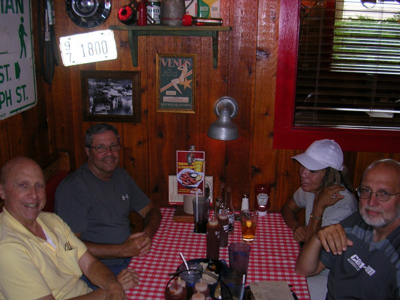 Lunch at Famous Dave's 1