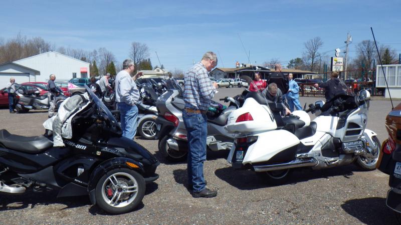 Lunch at Gordy's High Hat in Cloquet, MN