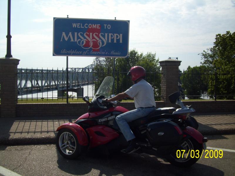 Mississippi Welcome.  I-10 east.