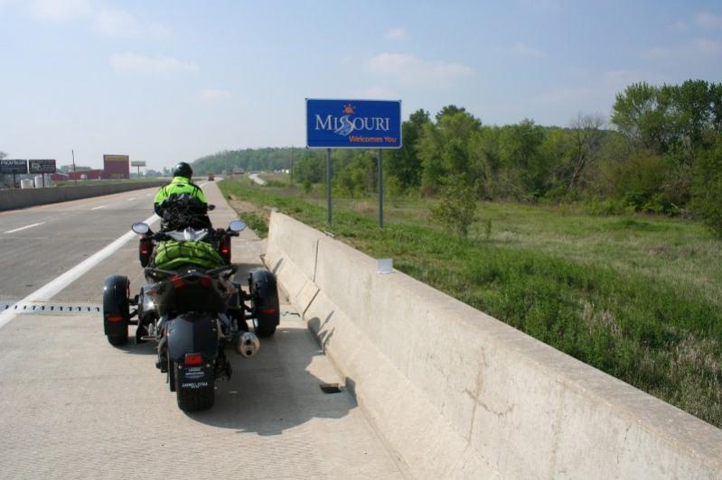 Missouri State Line!