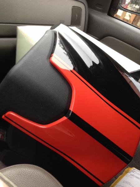 Mono cowl custom painted