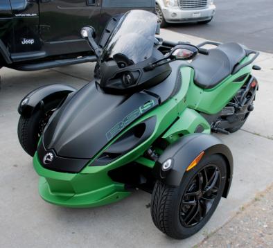 My Jeep is in good company now, they look good together!