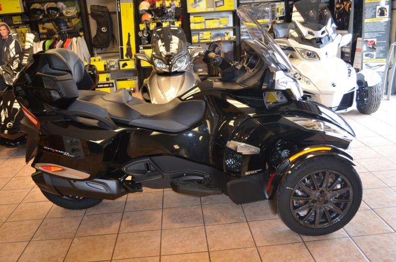 New 2104 waiting on showroom floor