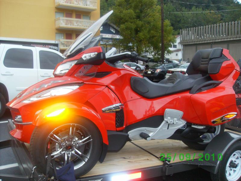 new RT s 2010 & baby corvette