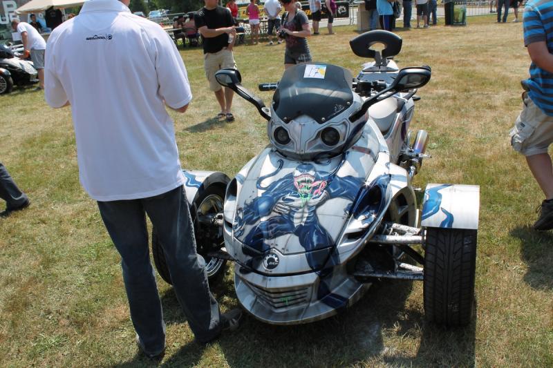 Nice paint  on this RS