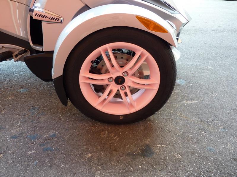 Oooh... Pink Wheels