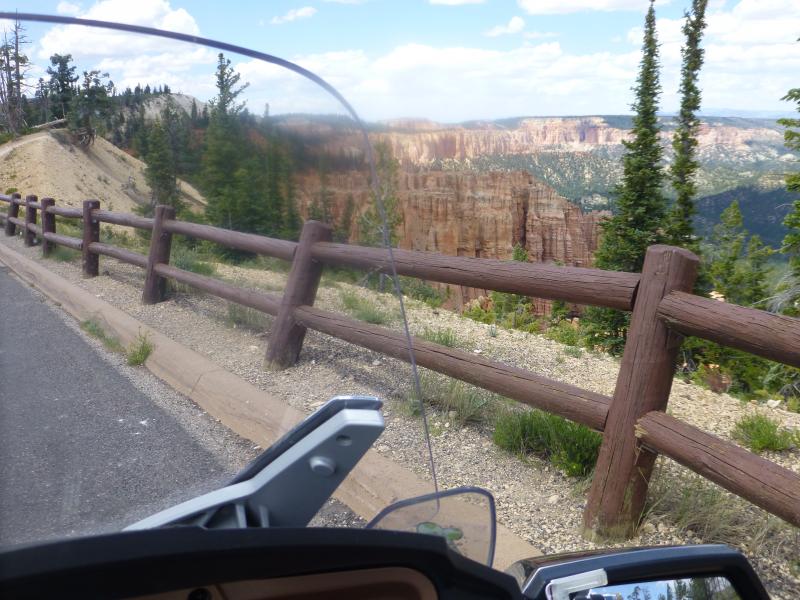P1030955 Hoodood from the back of the Spyder Bryce Canyon