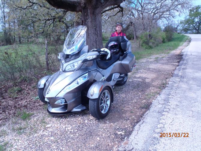 P3220002Normans crossing Texas