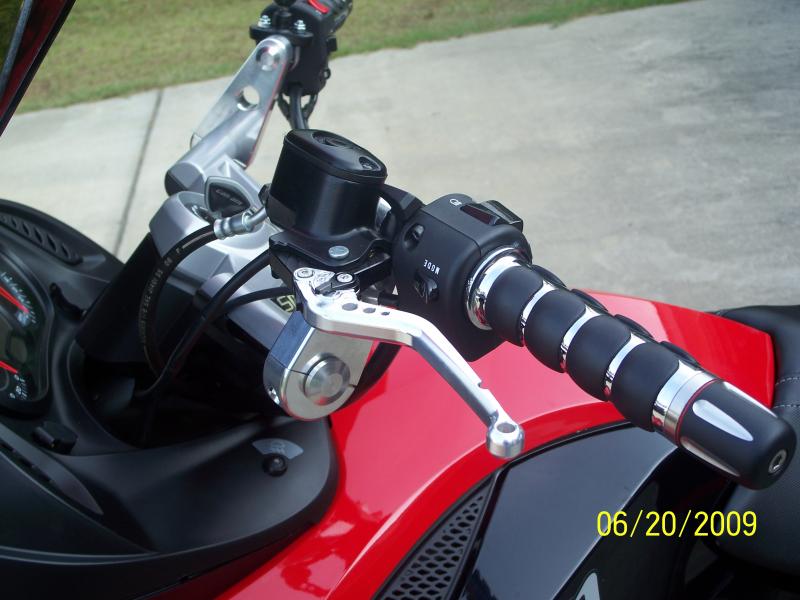 Pazzo Lever, ISO Grips & ThrottleMeister