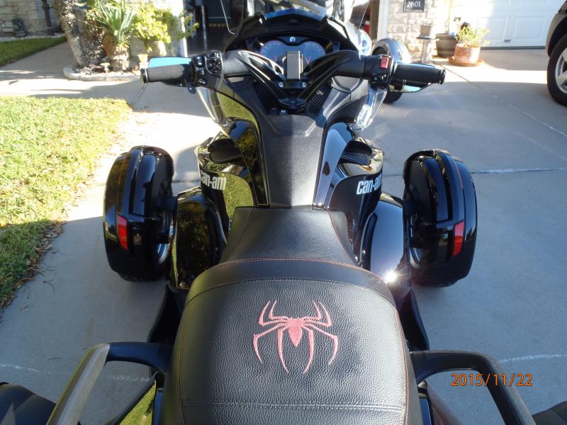 PB220010Custom Rich's seat