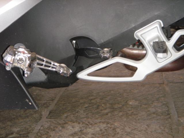 Pegs & Clutch Side View