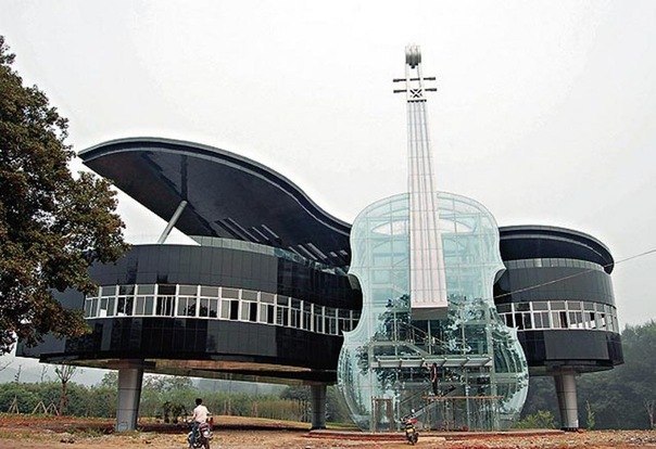 Piano House, China