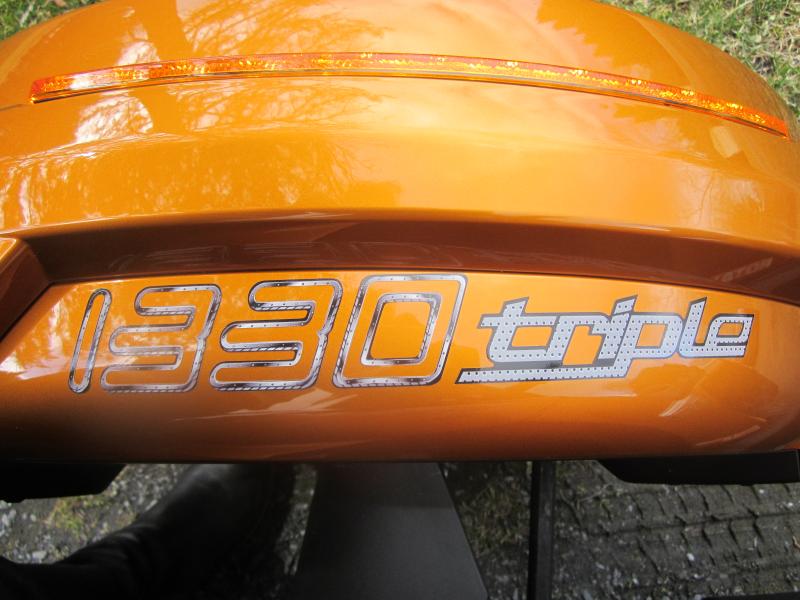 Pictures of Newest Farkles on 2014RTS SE6 006