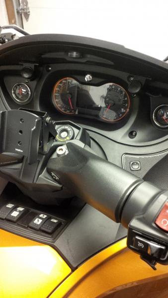 Power outlets installed under front dash and hard wired direct to the battery