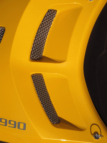 RADIATOR COVER INLETS WITH STAINLESS STEEL GRILLES