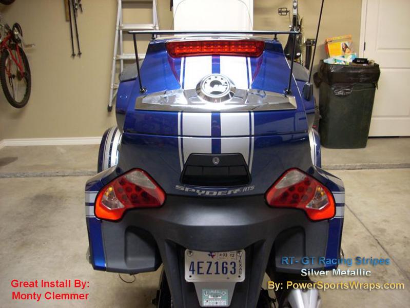 Rear of Bike- Notice how Monty used the spyder decal to finish off the look on the bottom.  Also, notice how he kept the gap the same all the way down