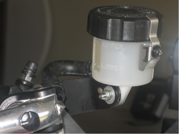 Reservoir Bracket Outside View