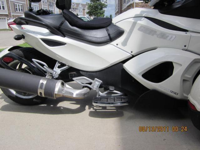 Right side floorboard