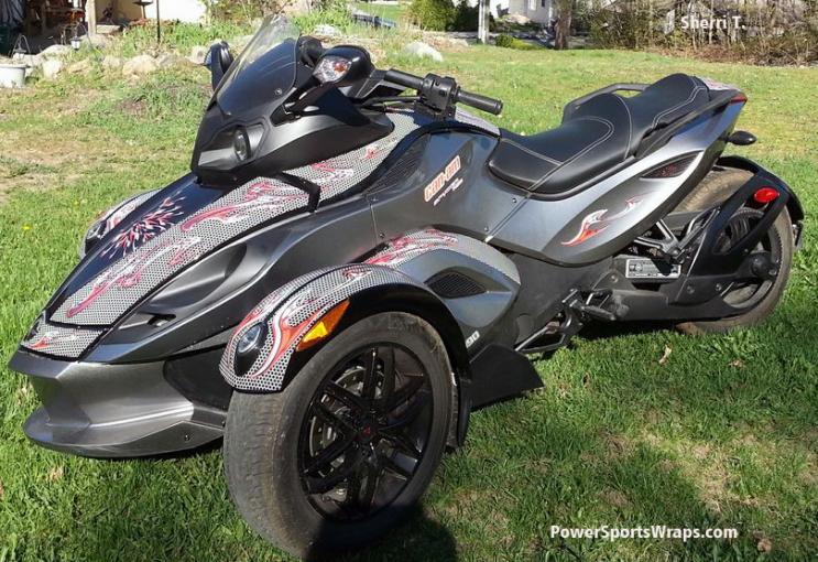 RS custom kit: Ghost 104 created for Sherri T. Available for Spyder RS / ST / GS models.