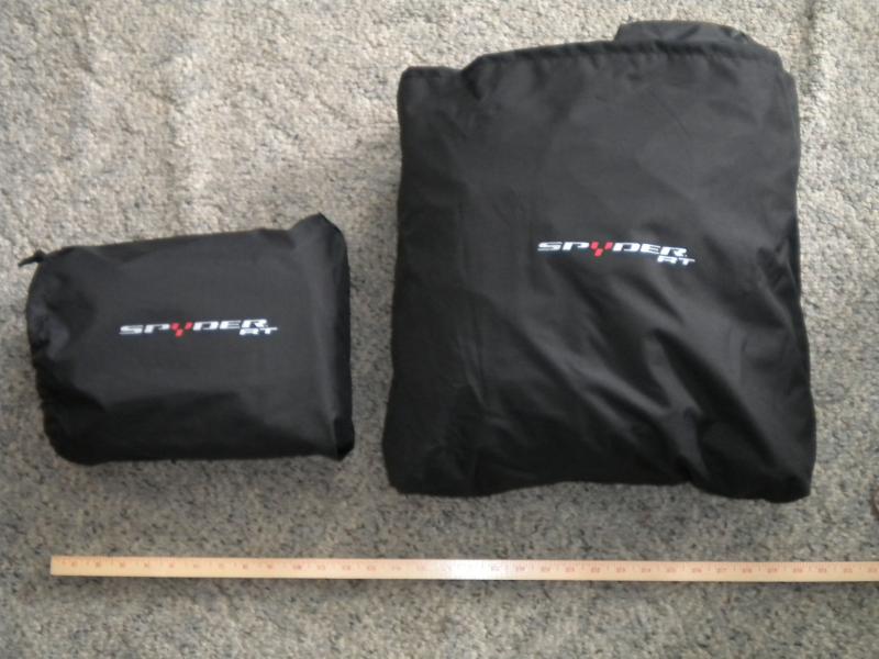 RT-S Travel Cover (left) &
RT-S Outdoor Cover (right)